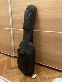 Chitarra Squier Strat by Fender e amplificatore