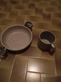 Teglia e pentolino nuovi