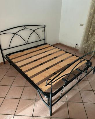 Letto in ferro