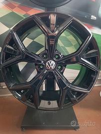 CERCHI IN LEGA DEDICATI VW AUDI 8X19 5X112 ET45