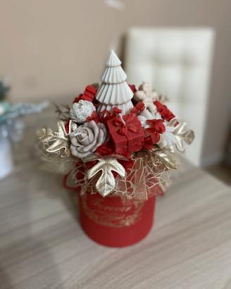 Bouchet natalizio con candele decorative
