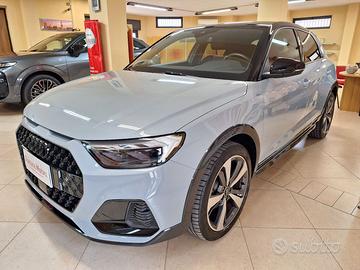 A1 allstreet Identity Contrast 30 TFSI S-Tronic
