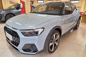 A1 allstreet Identity Contrast 30 TFSI S-Tronic