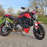 Ducati Monster 937 plus 2022