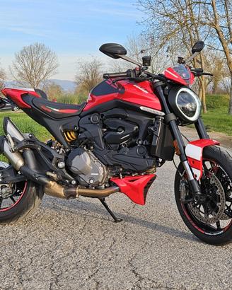 Ducati Monster 937 plus 2022