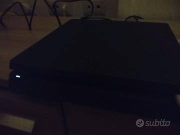 PlayStation 4 slim 500gb  con pad nuovo 