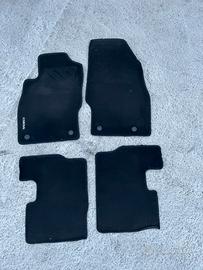 Tappetini in moquette