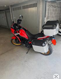 Moto Morini X-Cape Gold Edition ACCESSORIATA