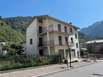Casa indipendente con ampia autorimessa