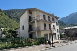 Casa indipendente con ampia autorimessa