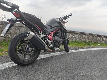 Honda CB750 Hornet 2023