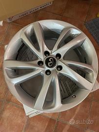 Cerchio originale Infiniti Q30 18x7J ET46 18" Anno