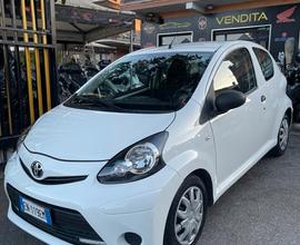 Toyota Aygo 1.0 12V VVT-i 3 porte Active Connect