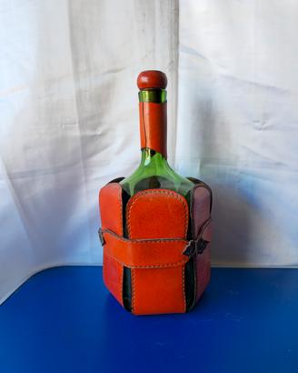 Bottiglia Vintage in Vetro con Copertura in Pelle