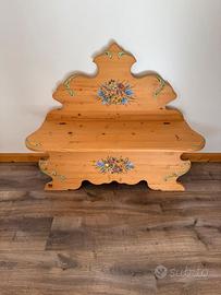 CASSAPANCA DECORATA IN ABETE