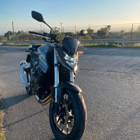 Honda Hornet 750