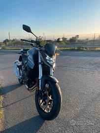 Honda Hornet 750