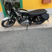 Triumph Bonneville Cafe Racer