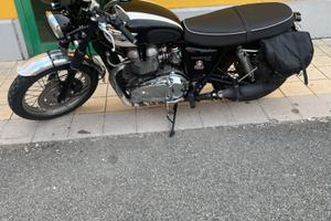 Triumph Bonneville Cafe Racer