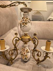lampadario in porcellana di Capodimonte 