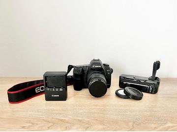Canon EOS 5D Mark II 103000 scatti + Grip + Obiett