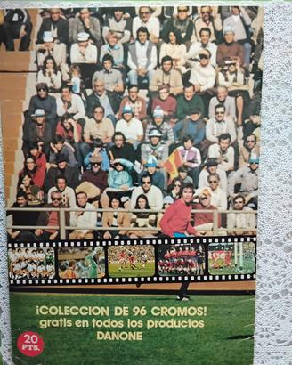 Album calcio completo con tutte le figurine
