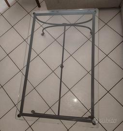 Tavolinetto di vetro in ferro battuto