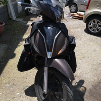 Kymco People S 150