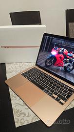 MacBook air M1 oro rosa