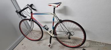 bicicletta muscolare da corsa ELLESSE