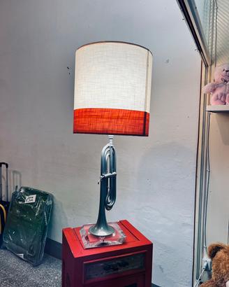 Lampada vintage a tema MUSICALE