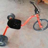 Triciclo Trike da drifting