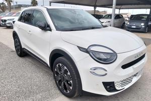 Fiat 600 Hybrid 110 CV DCT MHEV La Prima KM 0