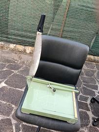 Taglierina per ufficio