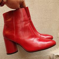 stivaletto a tronchetto rosso di Bershka N 36