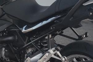 bmw r1200r permuto con sella bassa