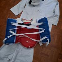 Abbigliamento taekwondo