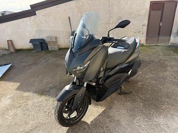 X Max 300 Iron Max 2019