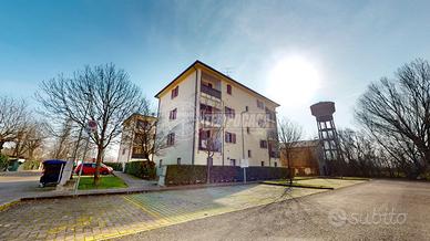 TRILOCALE CON UN BALCONE CANTINA E GARAGE