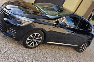 Nuova Clio techno TCe 90