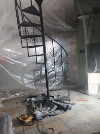 scala a chiocciola in ferro 