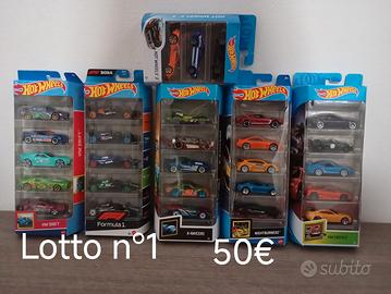 Hot Wheels lotto Blister 5 auto + omaggio nuovi