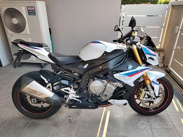 BMW S1000R