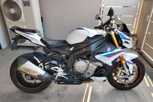 BMW S1000R