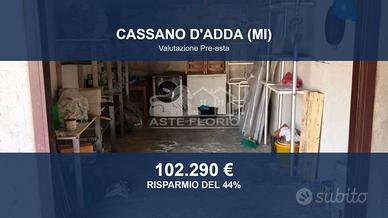 Immobile in asta di 103 m² con box auto a Cassano 