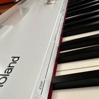Piano digitale Roland  FP-7F + stand legno