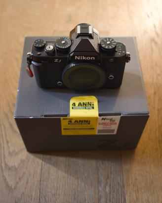 Mirrorless Nikon Zf garanzia Nital 10/2027