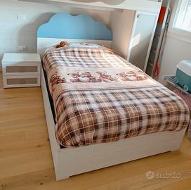 Letto bambino bambina+comodino 