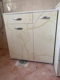 Mobile bianco per bagno/lavanderia