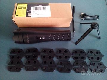 Torcia luce led+proiettore disegni Natale,feste